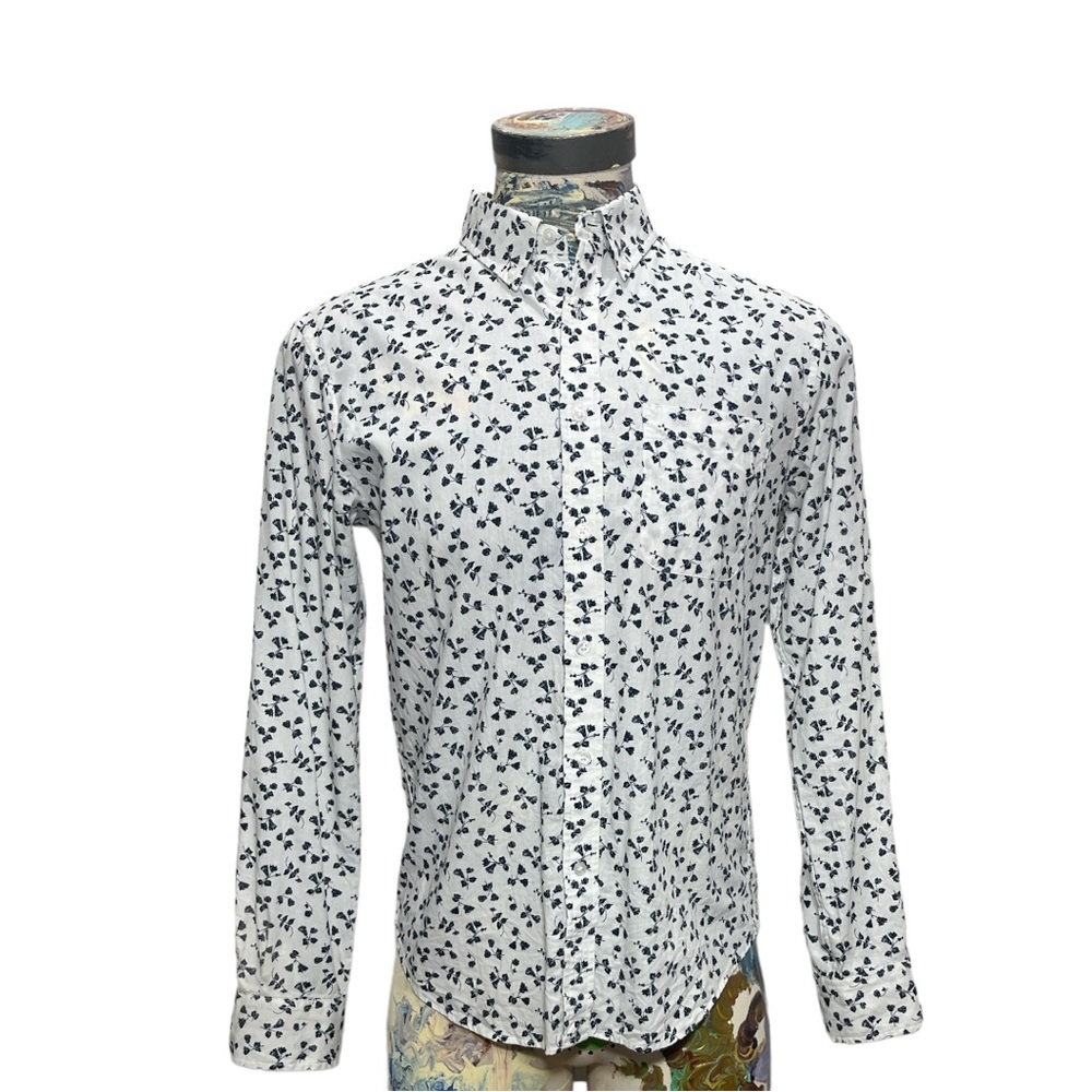 Club Monaco Navy Blue Floral Print White Long Sleeve Button Up. Slim Fit Med